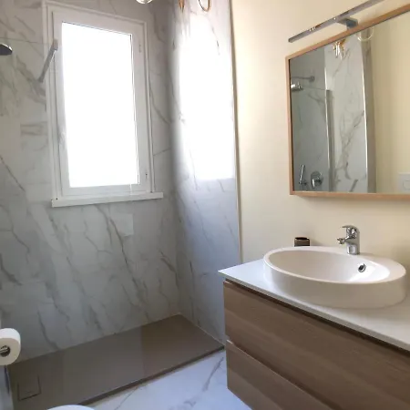 Maison Carlotta In Vatican Apartment *